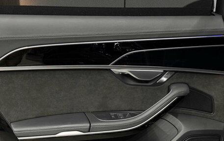 Audi A8, 2021 год, 6 200 000 рублей, 23 фотография