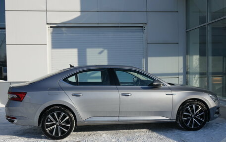 Skoda Superb III рестайлинг, 2025 год, 3 320 000 рублей, 6 фотография