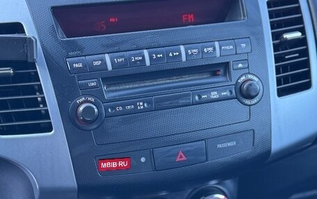 Mitsubishi Outlander III рестайлинг 3, 2010 год, 945 000 рублей, 15 фотография