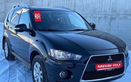 Mitsubishi Outlander III рестайлинг 3, 2010 год, 945 000 рублей, 37 фотография