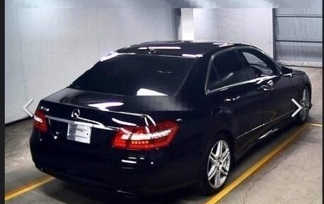 Mercedes-Benz E-Класс, 2012 год, 1 800 000 рублей, 17 фотография