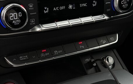 Audi SQ5, 2018 год, 3 800 000 рублей, 12 фотография