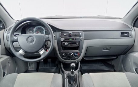 Daewoo Gentra II, 2015 год, 550 000 рублей, 15 фотография