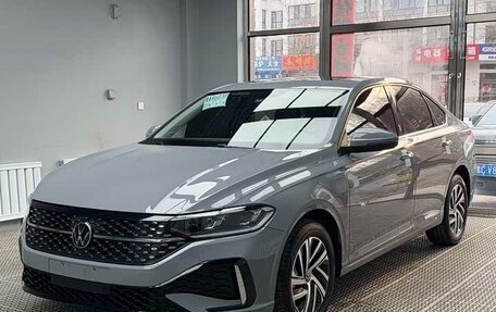 Volkswagen Lavida, 2023 год, 1 880 000 рублей, 1 фотография