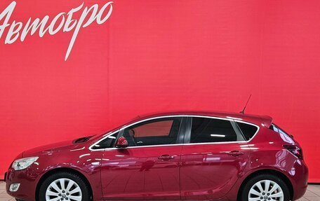 Opel Astra J, 2011 год, 675 000 рублей, 2 фотография