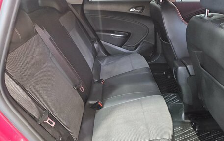 Opel Astra J, 2011 год, 675 000 рублей, 13 фотография