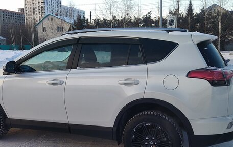 Toyota RAV4, 2017 год, 2 850 000 рублей, 3 фотография