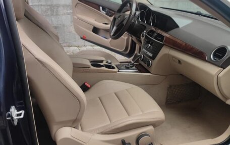 Mercedes-Benz C-Класс, 2013 год, 2 300 000 рублей, 3 фотография