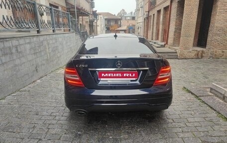 Mercedes-Benz C-Класс, 2013 год, 2 300 000 рублей, 5 фотография