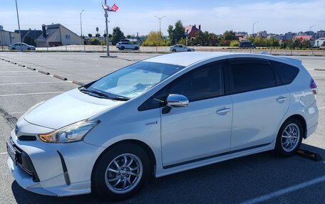 Toyota Prius Alpha I (ZVW40/41), 2014 год, 1 500 000 рублей, 22 фотография