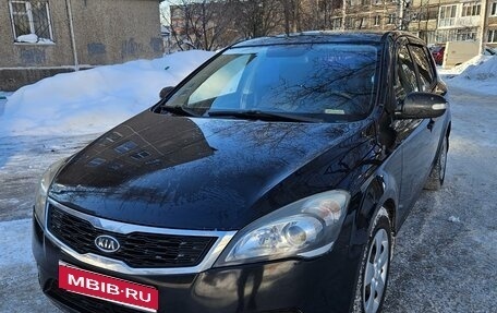 KIA cee'd I рестайлинг, 2011 год, 550 000 рублей, 7 фотография