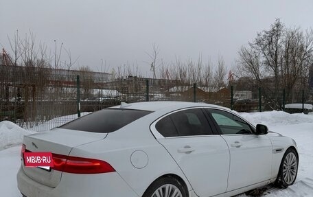 Jaguar XE I рестайлинг, 2015 год, 1 290 000 рублей, 3 фотография