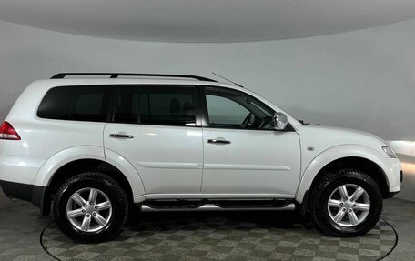 Mitsubishi Pajero Sport II рестайлинг, 2014 год, 2 350 000 рублей, 7 фотография