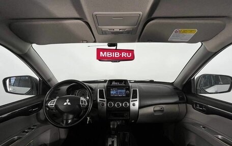 Mitsubishi Pajero Sport II рестайлинг, 2014 год, 2 350 000 рублей, 9 фотография