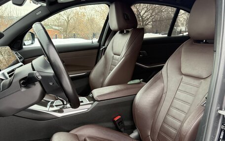 BMW 3 серия, 2021 год, 4 890 000 рублей, 15 фотография