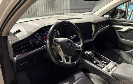 Volkswagen Touareg III, 2020 год, 6 500 000 рублей, 7 фотография