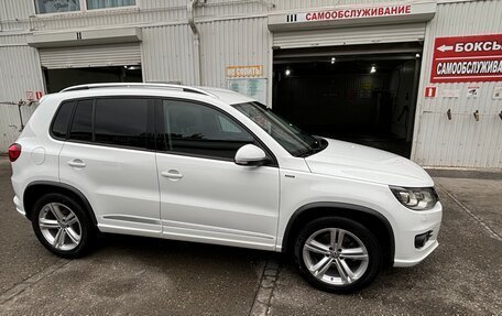 Volkswagen Tiguan I, 2016 год, 1 560 000 рублей, 2 фотография