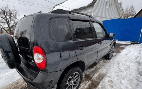 Chevrolet Niva I рестайлинг, 2011 год, 450 000 рублей, 4 фотография