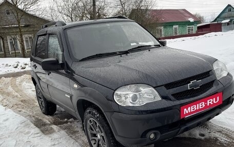 Chevrolet Niva I рестайлинг, 2011 год, 450 000 рублей, 2 фотография