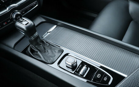 Volvo XC60 II, 2019 год, 4 460 000 рублей, 15 фотография