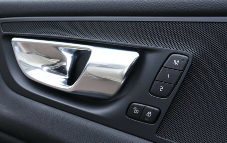 Volvo XC60 II, 2019 год, 4 460 000 рублей, 16 фотография