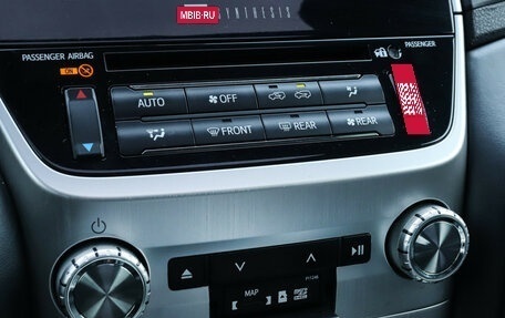 Toyota Land Cruiser 200, 2017 год, 6 400 000 рублей, 21 фотография