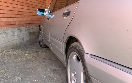 Mercedes-Benz S-Класс, 1997 год, 1 000 000 рублей, 2 фотография