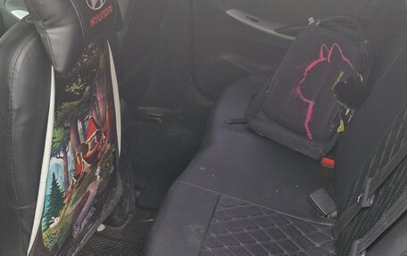 Hyundai Solaris II рестайлинг, 2012 год, 900 000 рублей, 9 фотография