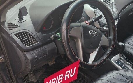 Hyundai Solaris II рестайлинг, 2012 год, 900 000 рублей, 8 фотография