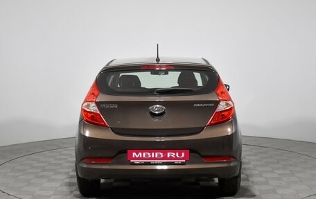 Hyundai Solaris II рестайлинг, 2015 год, 750 000 рублей, 6 фотография