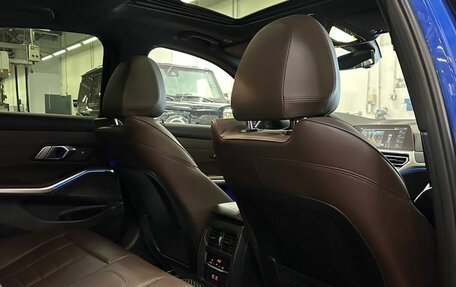 BMW 3 серия, 2021 год, 3 570 000 рублей, 3 фотография