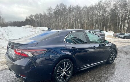 Toyota Camry, 2020 год, 3 000 000 рублей, 2 фотография