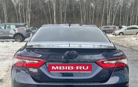 Toyota Camry, 2020 год, 3 000 000 рублей, 3 фотография