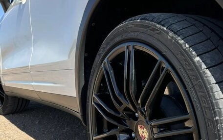 Porsche Cayenne III, 2011 год, 1 800 000 рублей, 5 фотография