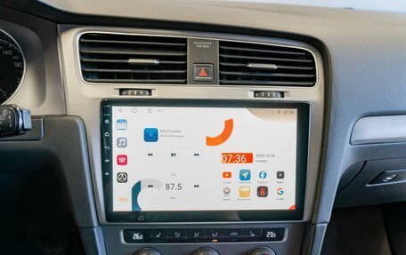 Volkswagen Golf VII, 2014 год, 1 275 000 рублей, 15 фотография