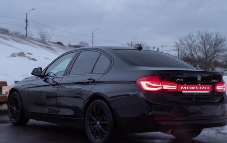 BMW 3 серия, 2016 год, 1 750 000 рублей, 4 фотография