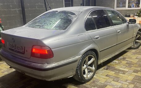 BMW 5 серия, 2000 год, 600 000 рублей, 3 фотография