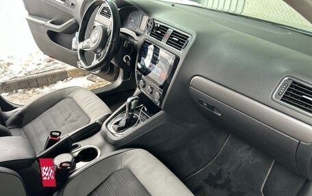 Volkswagen Jetta VI, 2012 год, 915 000 рублей, 13 фотография