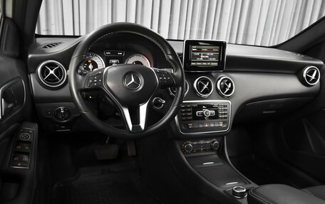 Mercedes-Benz A-Класс, 2015 год, 1 779 000 рублей, 6 фотография