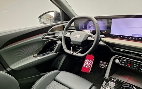 Audi Q5, 2025 год, 9 фотография