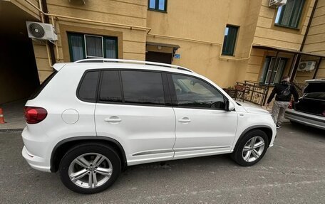 Volkswagen Tiguan I, 2016 год, 1 560 000 рублей, 2 фотография