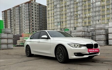 BMW 3 серия, 2014 год, 1 800 000 рублей, 2 фотография