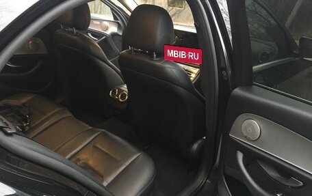 Mercedes-Benz E-Класс, 2018 год, 2 000 000 рублей, 15 фотография