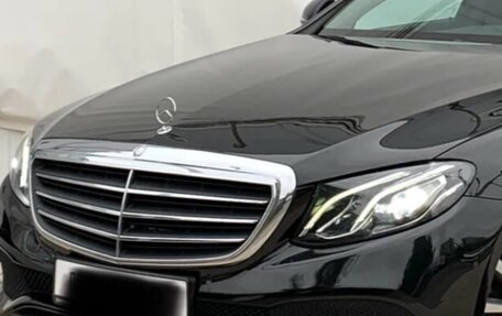 Mercedes-Benz E-Класс, 2018 год, 2 000 000 рублей, 31 фотография