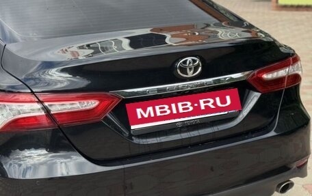 Toyota Camry, 2023 год, 3 150 000 рублей, 2 фотография