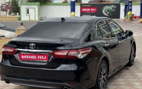 Toyota Camry, 2023 год, 3 150 000 рублей, 10 фотография