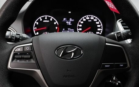 Hyundai Solaris II рестайлинг, 2019 год, 1 469 000 рублей, 11 фотография