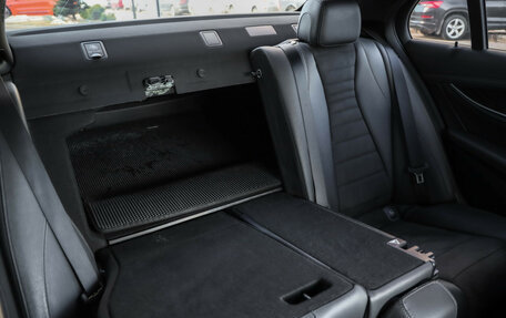 Mercedes-Benz E-Класс, 2021 год, 3 999 000 рублей, 30 фотография