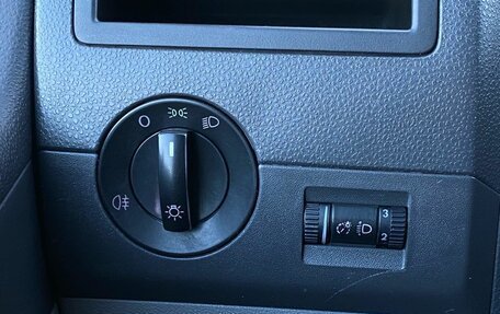 Volkswagen Caravelle T5, 2013 год, 1 950 000 рублей, 20 фотография