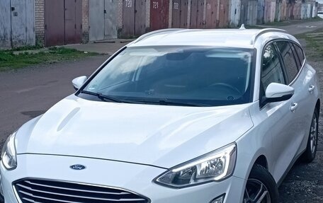 Ford Focus IV, 2019 год, 1 600 000 рублей, 2 фотография